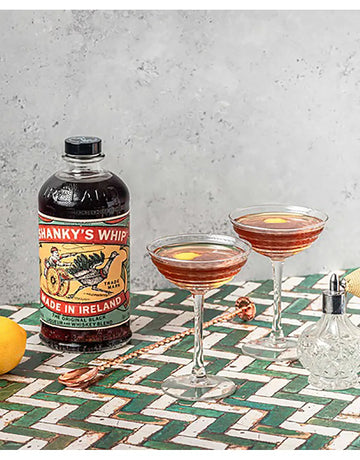 Buy Shanky's Whip Irish Whiskey with 4 Little Glasses